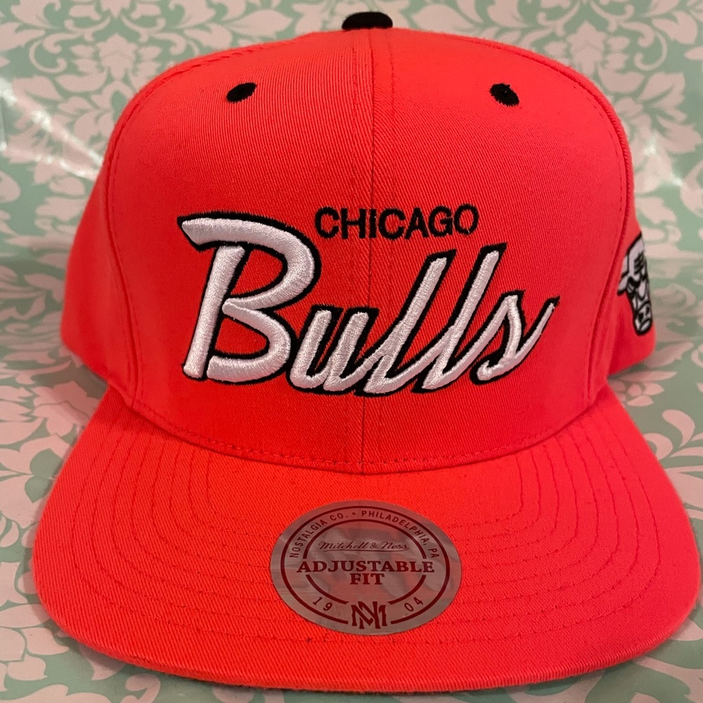 Mitchell & Ness Red Chicago Bulls Hat